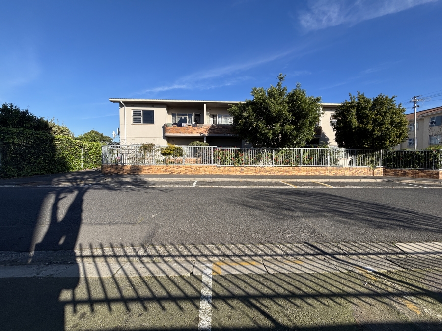 2 Bedroom Property for Sale in Glenlilly Western Cape